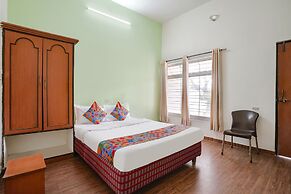 Fabhotel Girija