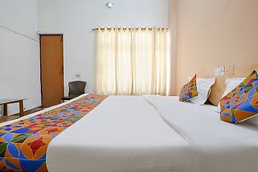 Fabhotel Girija
