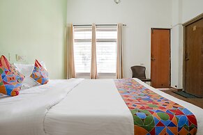 Fabhotel Girija