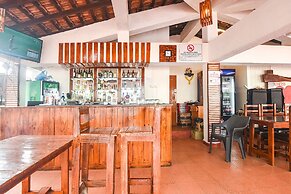 Fabhotel Grand Royal Palms