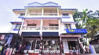 Fabhotel Grand Royal Palms