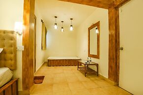 Fabhotel Grand Royal Palms