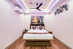 Fabhotel Prime Ravila Grand