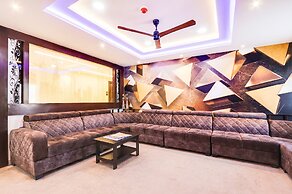 Fabhotel Prime Ravila Grand