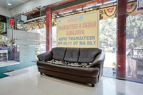 Fabhotel Samrat