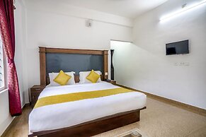 Fabhotel Abrigo Residency