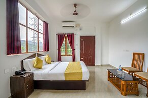 Fabhotel Abrigo Residency