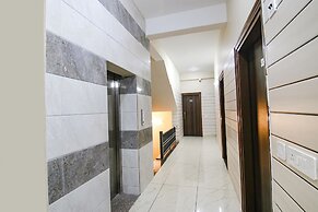 Fabhotel Gg Residency