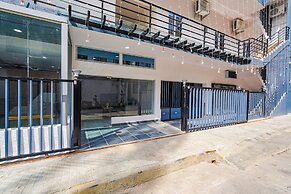 Fabhotel Ivory Pearl