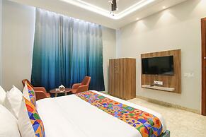 Fabhotel Prime Royal Court