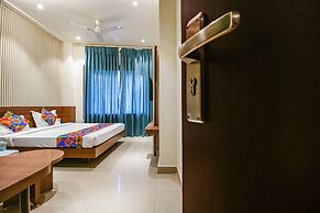 Fabhotel Royal Palace Ii