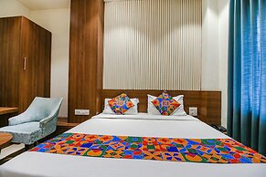 Fabhotel Royal Palace Ii