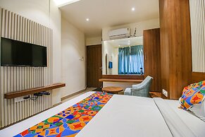 Fabhotel Royal Palace Ii