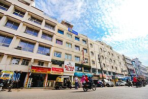 Fabhotel Royal Palace Ii