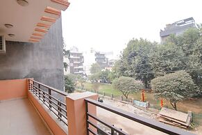 Fabhotel The Lavish Villa