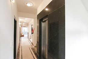 Fabhotel The Lavish Villa