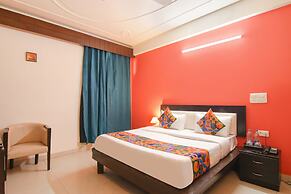 Fabhotel The Lavish Villa