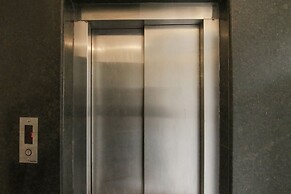 Fabhotel The Lavish Villa