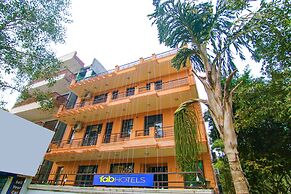 Fabhotel The Lavish Villa