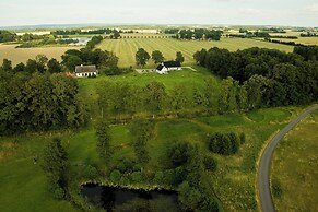 Hjortsby Torp - Country Living & Golf
