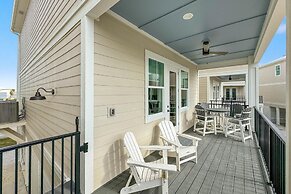 New Luxury Home, 3bd/4ba w/ Pool & Beach Access