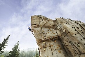 Cozy And Luxe Ski In/ski Out Condo In Breckenridge 2 Bedroom Condo by 