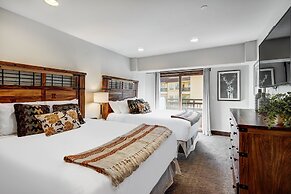 Cozy And Luxe Ski In/ski Out Condo In Breckenridge 2 Bedroom Condo by 