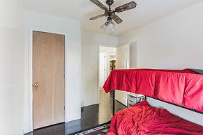 Cozy 3br Westland Retreat 3 Bedroom Home by RedAwning