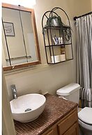 Cozy 3br Westland Retreat 3 Bedroom Home by RedAwning
