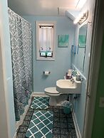 Beach Side Studio #1 Apts by Redawning