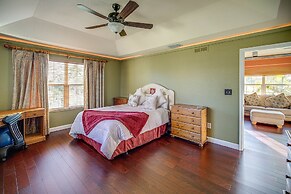 Fort Myers Getaway w/ Hendry Creek Access!