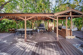 Fort Myers Getaway w/ Hendry Creek Access!