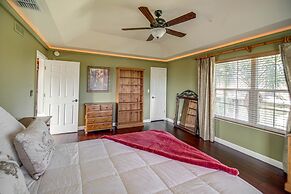 Fort Myers Getaway w/ Hendry Creek Access!