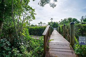 Fort Myers Getaway w/ Hendry Creek Access!