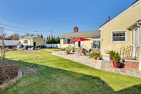 1 Mi to Downtown Salem: Studio w/ Fire Pit Access