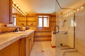 Fraser Chalet w/ Hot Tub & Mountain Views