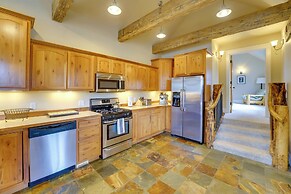 'CB Trailhouse' - Walk to Meridian Lake!