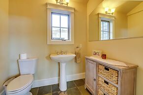 'CB Trailhouse' - Walk to Meridian Lake!