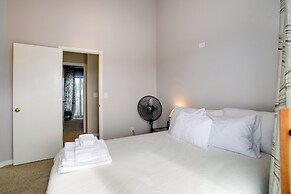 18 Mi to Dtwn Denver: Aurora Home w/ Balcony