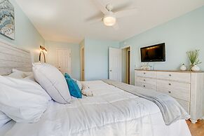 Steps to Ocean: Water-view Carolina Beach Unit!