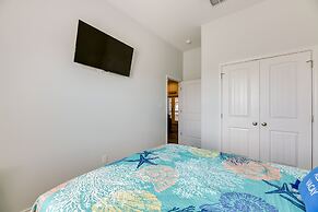 Community Pool Access & Bay View: Rockport Home!