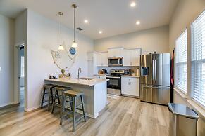 Community Pool Access & Bay View: Rockport Home!