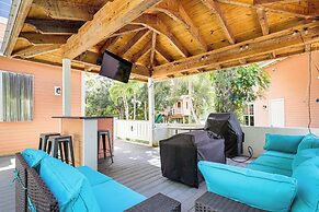 Palm City Home w/ Pool & Florida Room - Near Golf