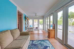 Palm City Home w/ Pool & Florida Room - Near Golf