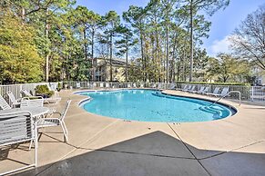 Prime Miramar Beach Getaway w/ Pool Access!
