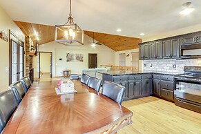 Marble Vacation Rental w/ Hot Tub & Fire Pit