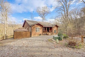 Marble Vacation Rental w/ Hot Tub & Fire Pit