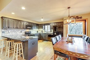 Marble Vacation Rental w/ Hot Tub & Fire Pit