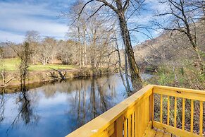 Marble Vacation Rental w/ Hot Tub & Fire Pit