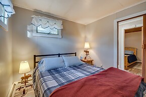 Cozy Pennsylvania Home w/ Fire Pit & Dock Access!